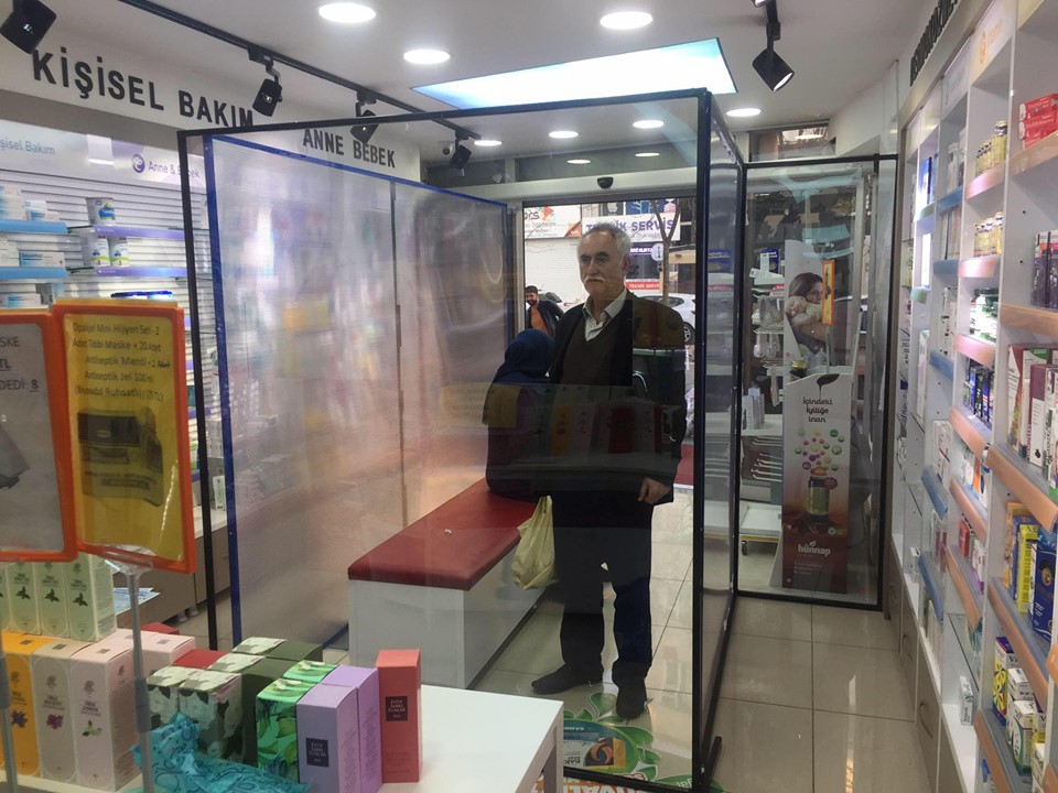 ECZANE VİRÜS KORUYUCU SEPERATÖRÜ 